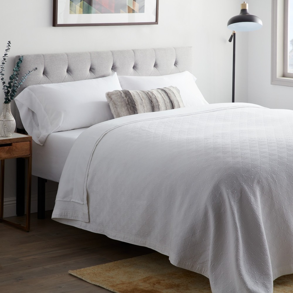 Lucid Upholstered Diamond Tufted Headboard