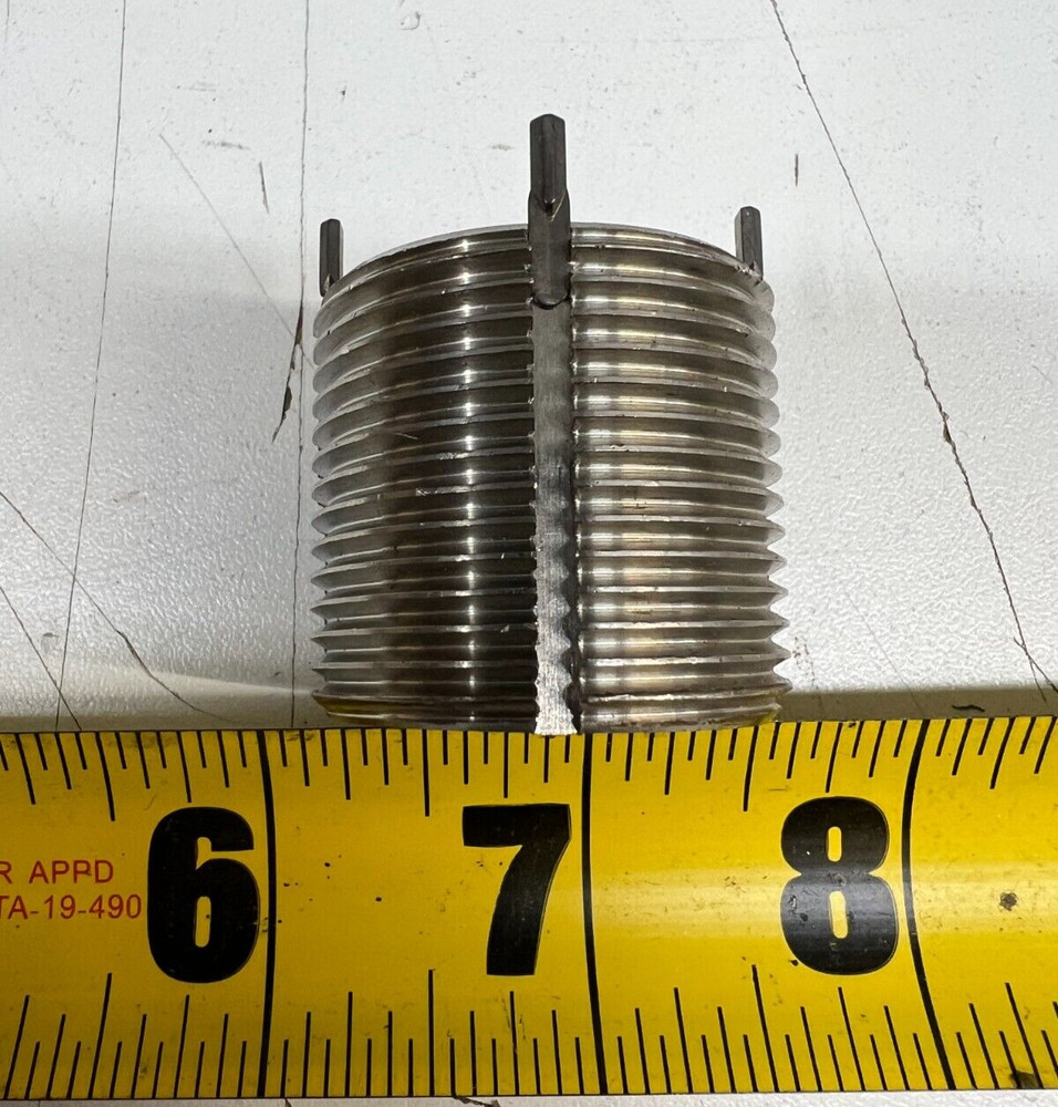 Thread Locking Insert 7/8"-9 Internal Thread x 1-3/8"-12 Heavy Duty Keylocking