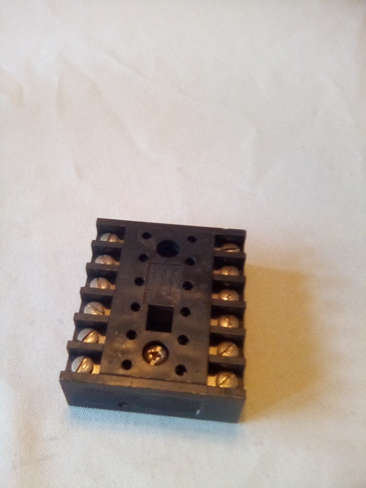 Custom Connection SD12 Relay Socket