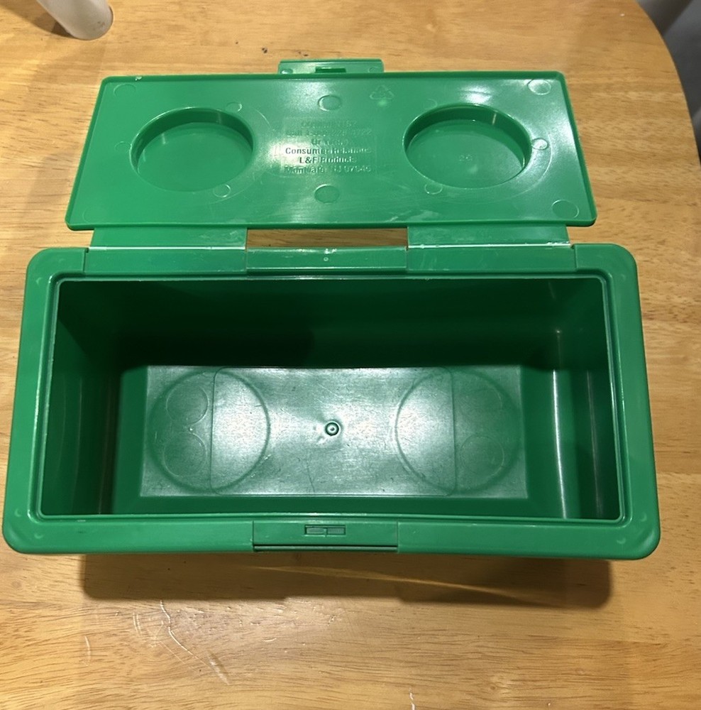 VINTAGE CHUBS BABY WIPES CONTAINER GREEN STACKABLE LID IS ATTACHED & WORKS SEE