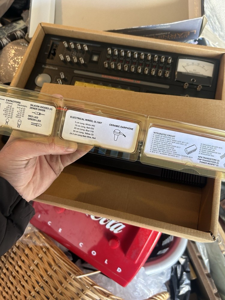 Radio Shack ELECTRONICS LEARNING LAB 28-280 Complete Course in Electronics