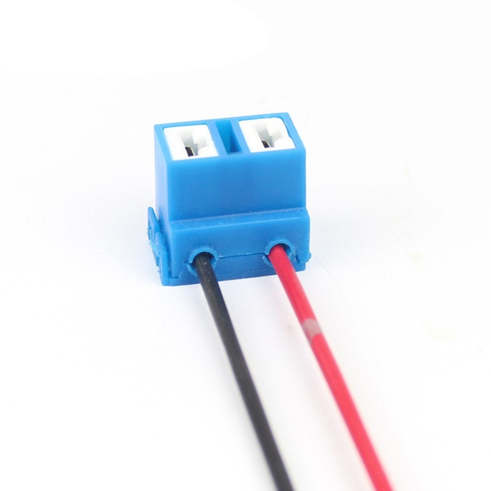 Superior H7 Car Bulb Socket a Secure Connection for Your Lights