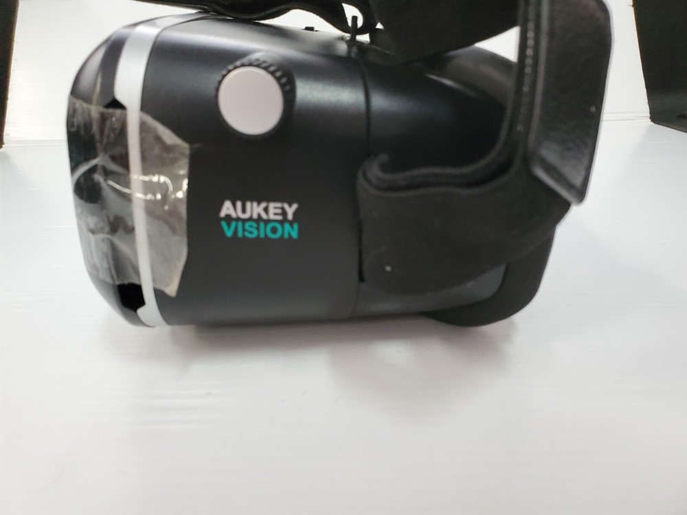 AUKEY VISION VR Headset VR-( Untested)