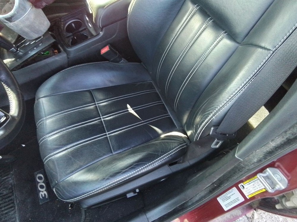 2011-2014 Chrysler 300 Dash 8.4" Display Screen