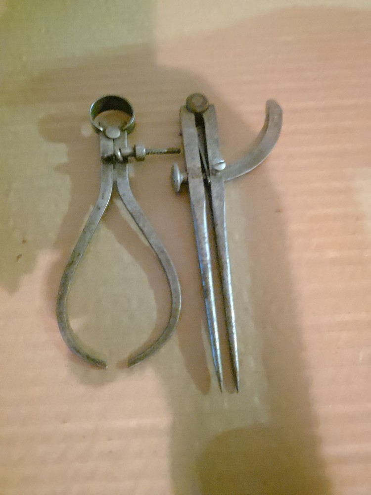 Vintage Starrett inside outside caliper set