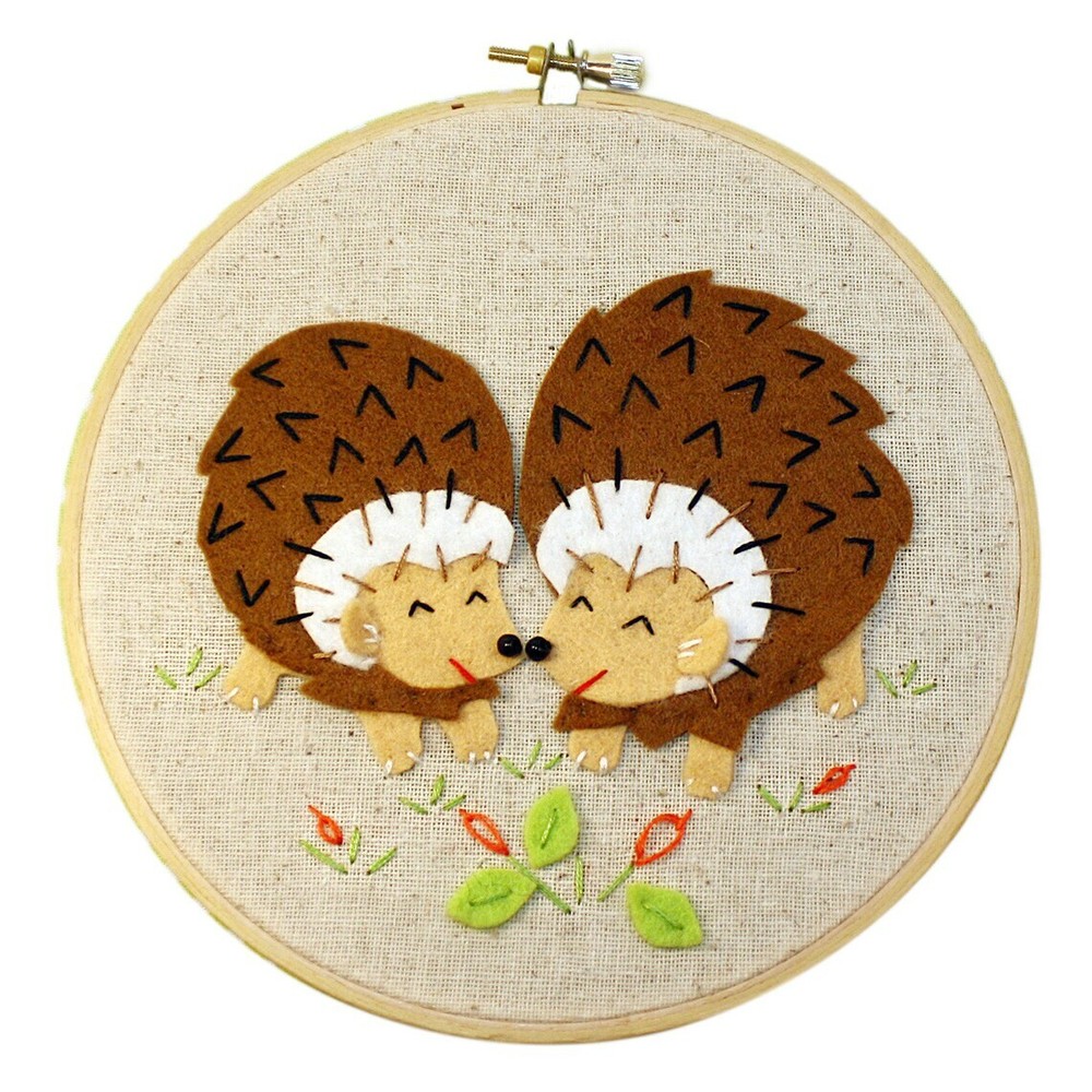 New Heidi Boyd Whimsy Stitches Needlework Kit Hedgies Hedgehogs Applique