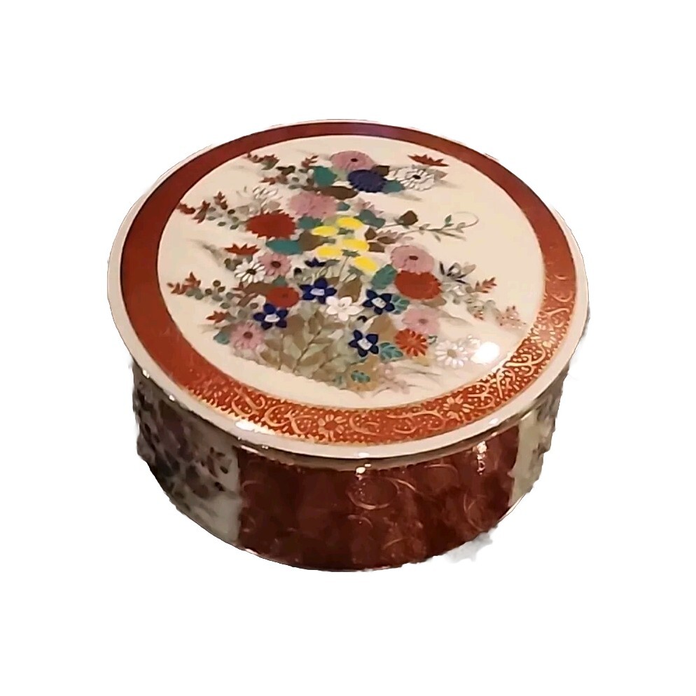 Satsuma Porcelain Box