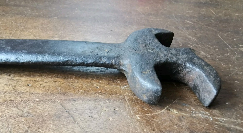 Vintage 3-way spanner marked RP9, no makers name.