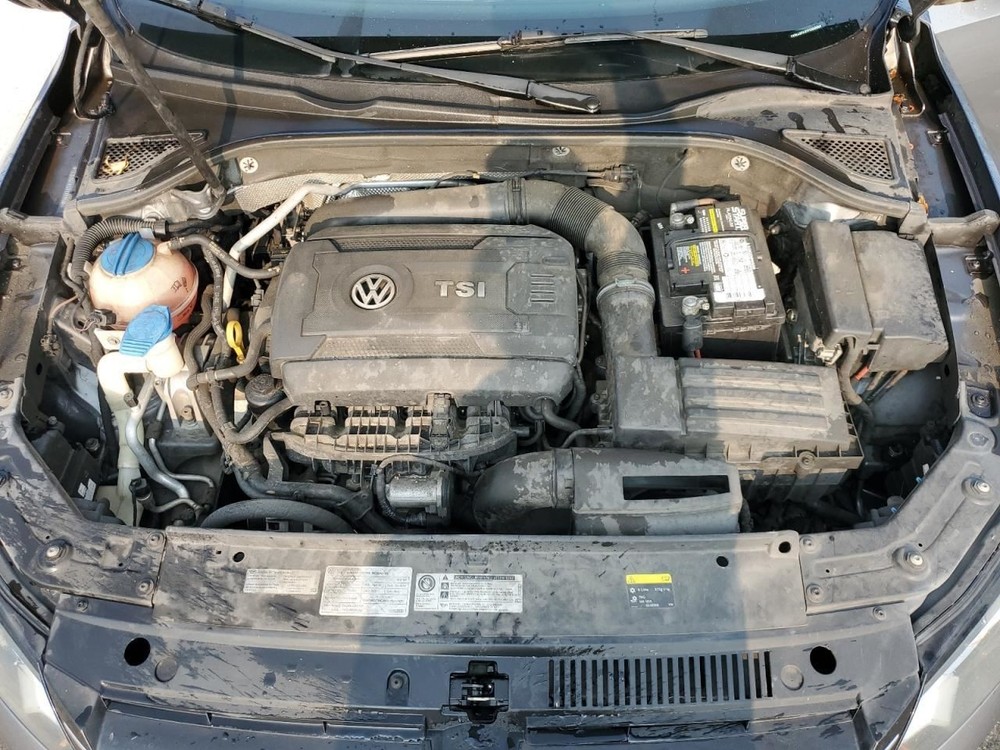PASSAT 2015 Glove Box 4983770