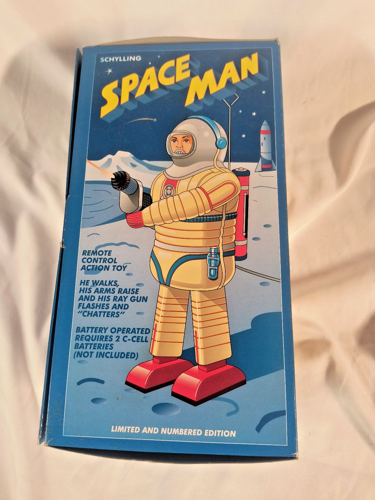 VINTAGE SCHYLLING SPACE MAN