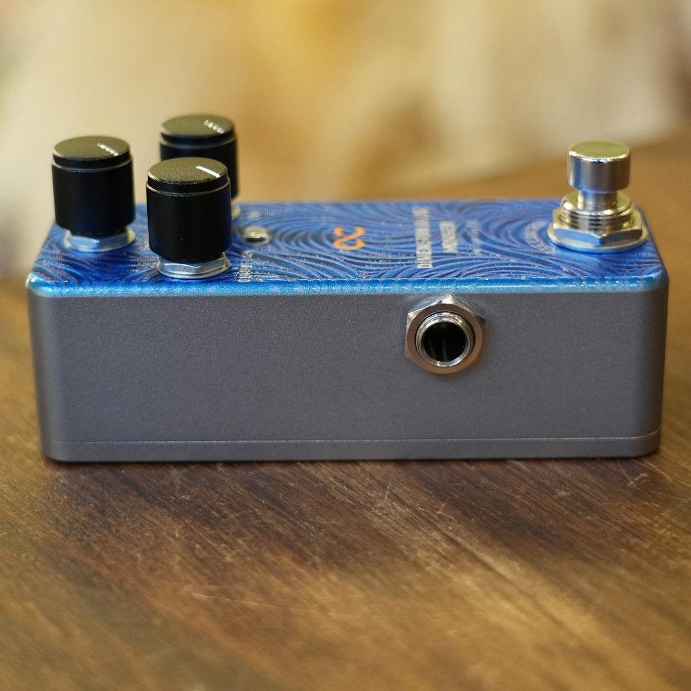 One Control Dimension Blue Monger Modulation Guitar Effector