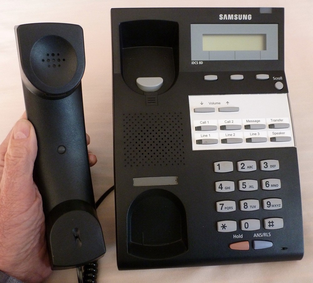 Samsung iDCS 8D office digital telephone