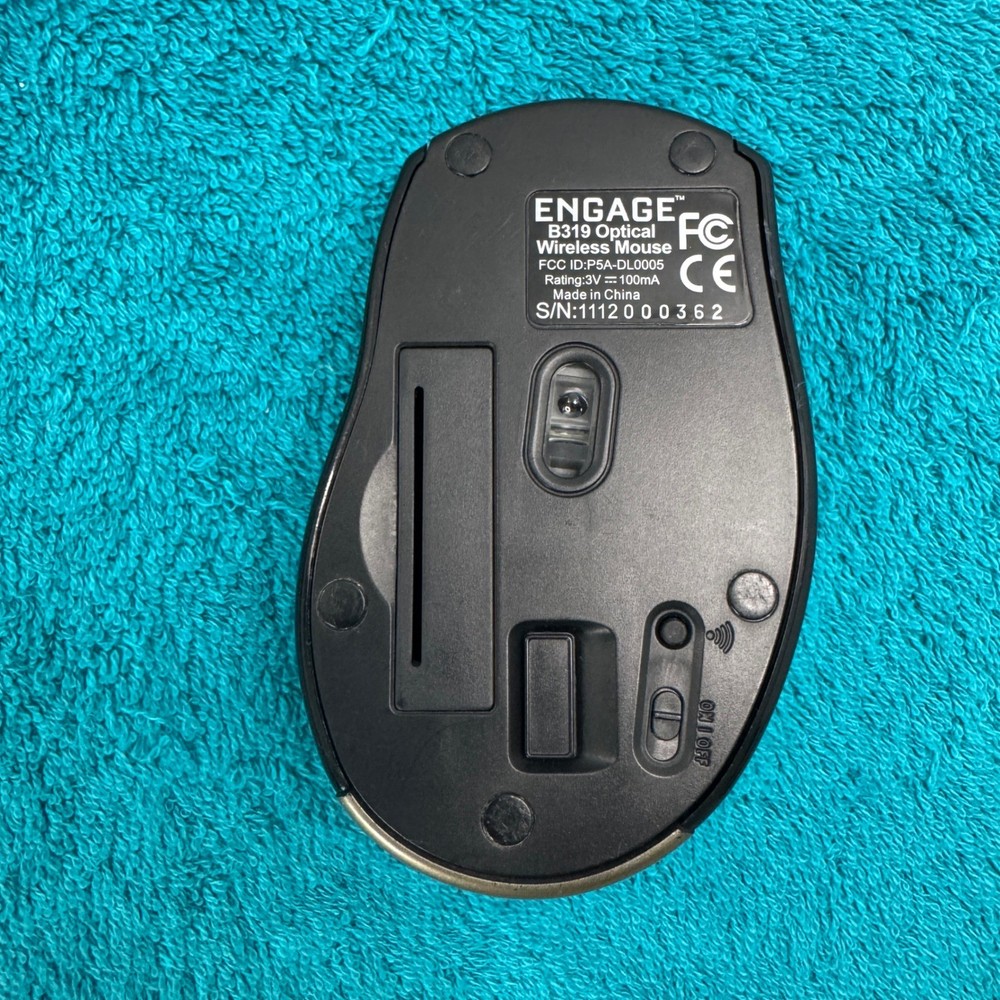 HP Wless Keyboard and Engage Mouse Set Black Silver Multimedia Keys Numeric Pad