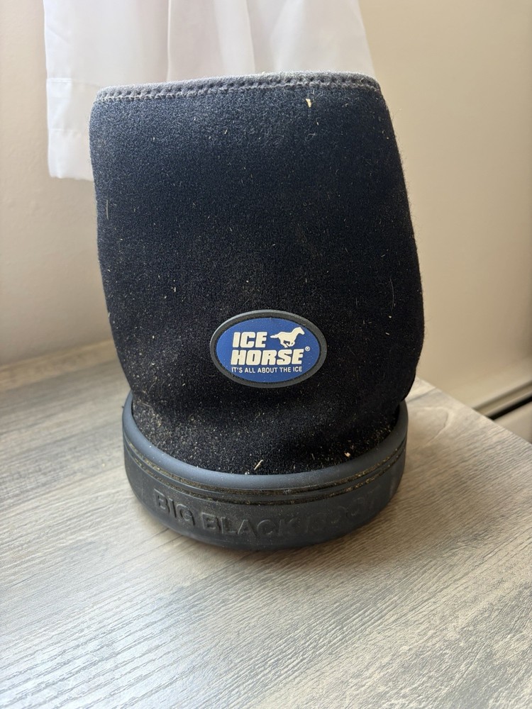 Ice Horse Big Black Boot -Medium