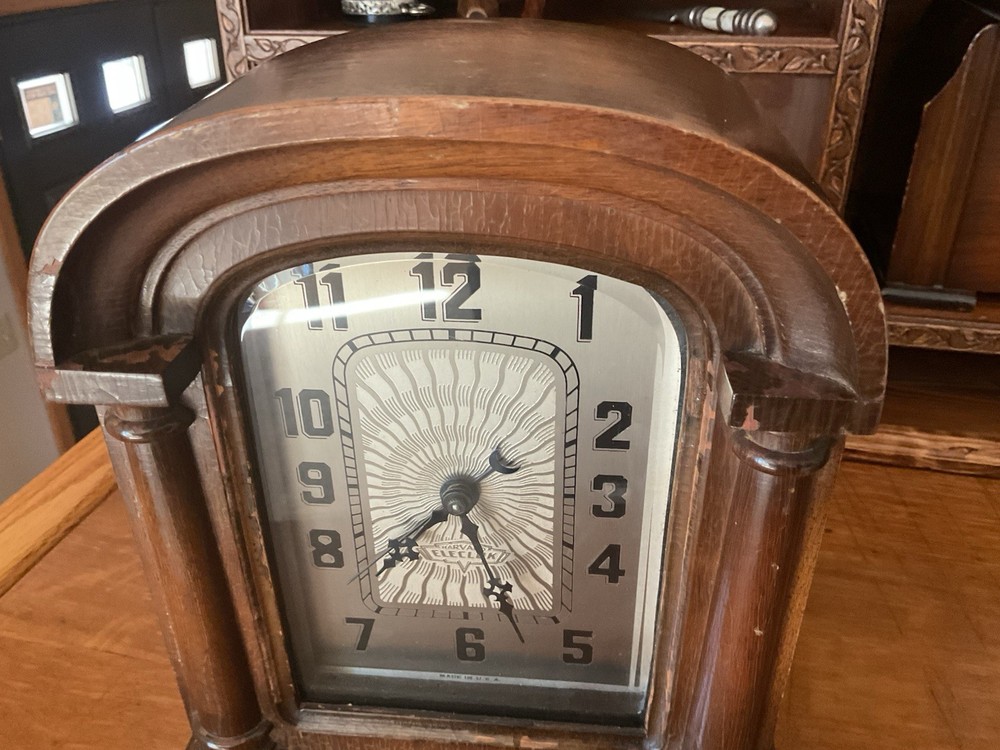 Harvard Eleclok mantel clock
