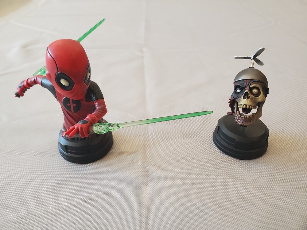 Kidpool And Zombie Headpool Mini Bust Deadpool 385/630