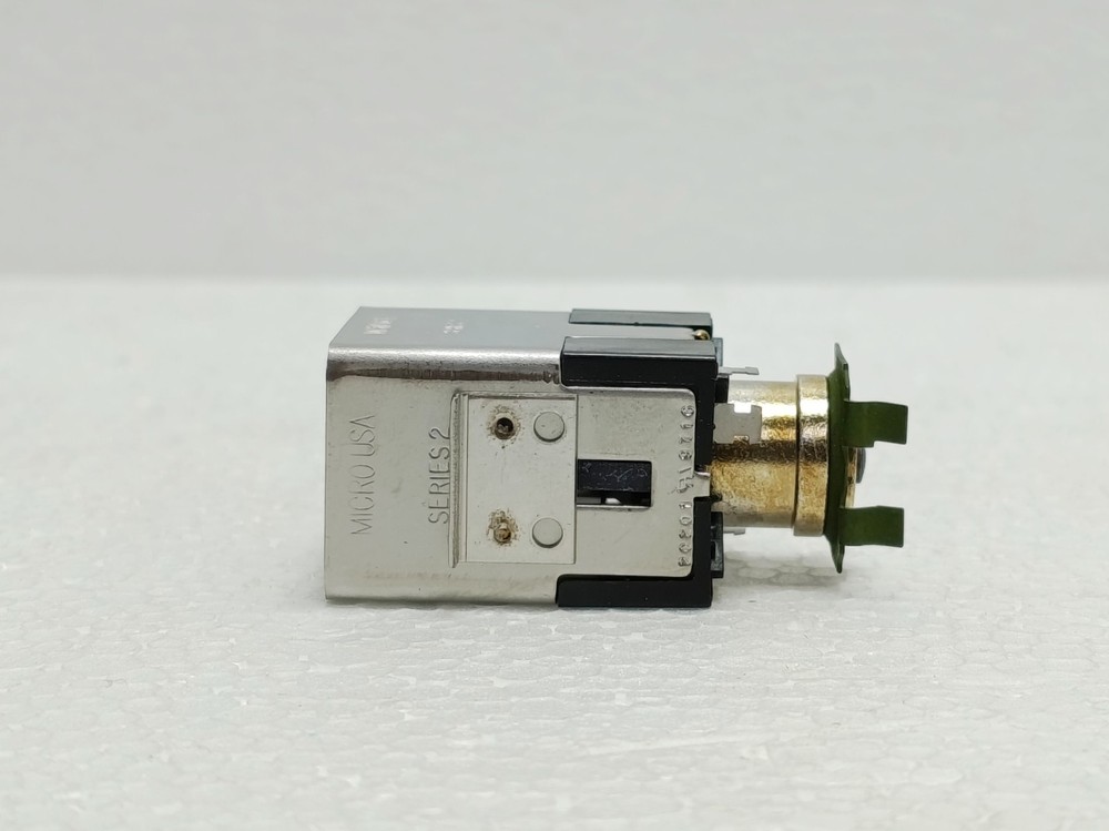 Honeywell 2C201 Series 2 Operator-Indicator Switch New Surplus