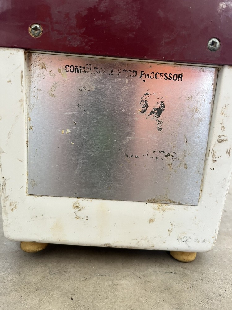 Robot Coupe R2 Combination Processor Base Only not working unsure how to use.