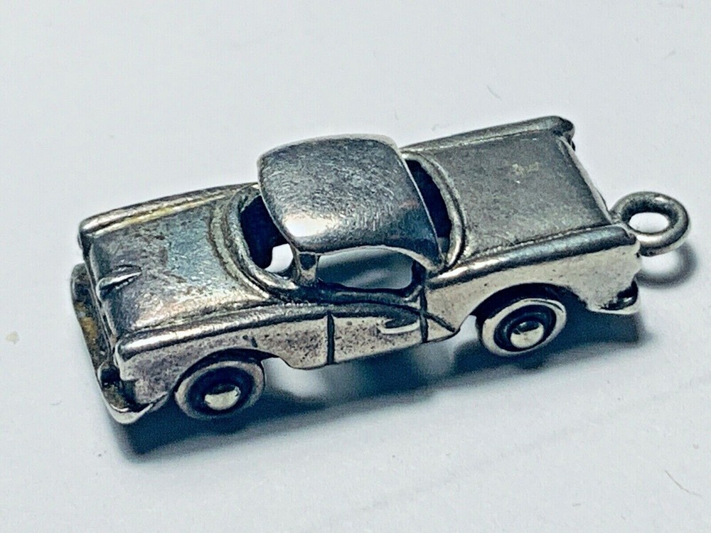 Charm  of Car / Automobile