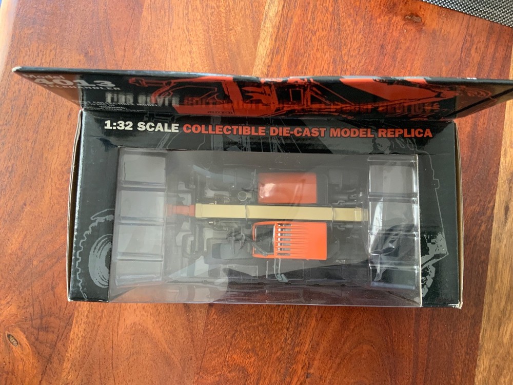 JLG 4013 MODEL 1:32