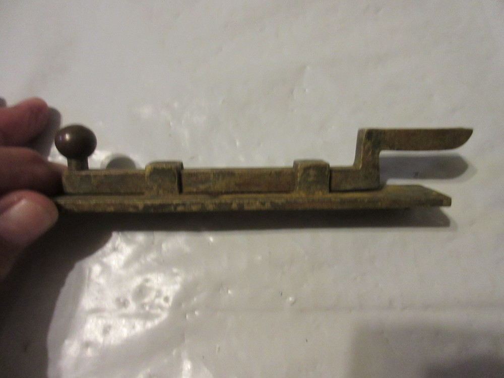 VINTAGE YALE 29250 6" SURFACE BOLT