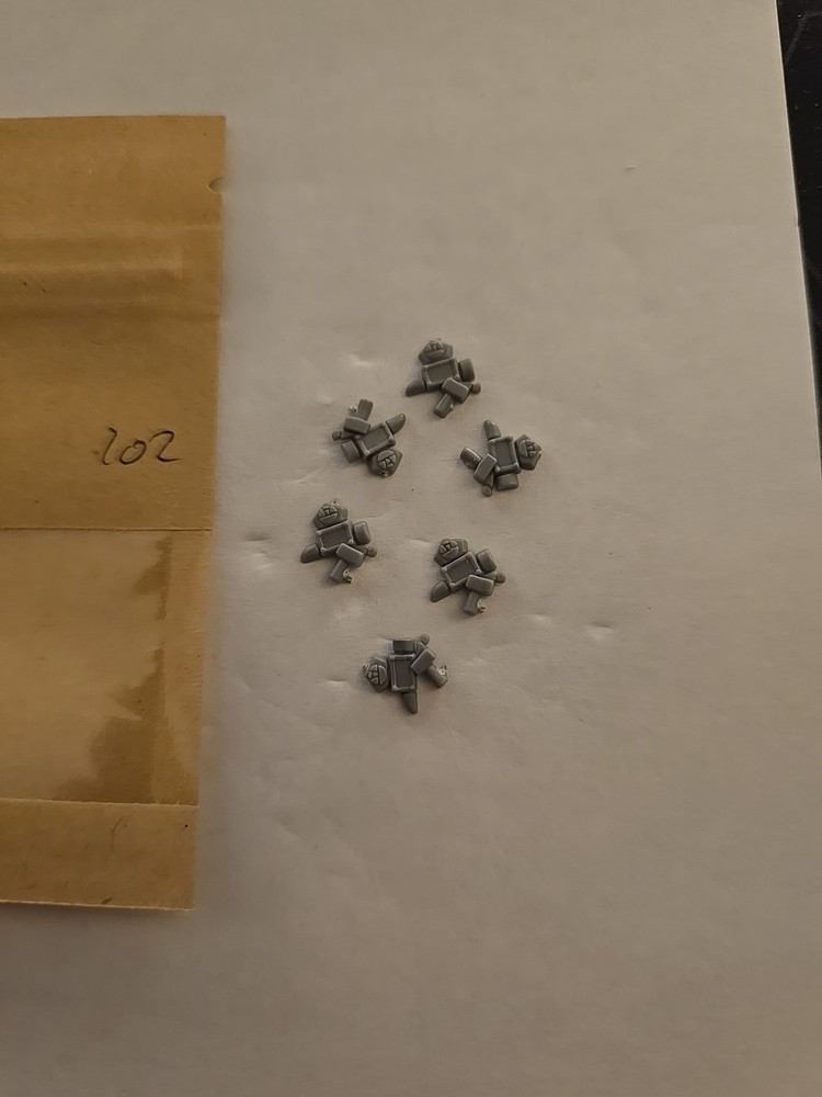 Dwarfs Dwarf Warriors Shield Decorations Warhammer Fantasy WHFB Bits