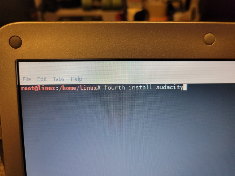Linux Lite 3.8 x32 Bootable Linux on 4G USB Stick!