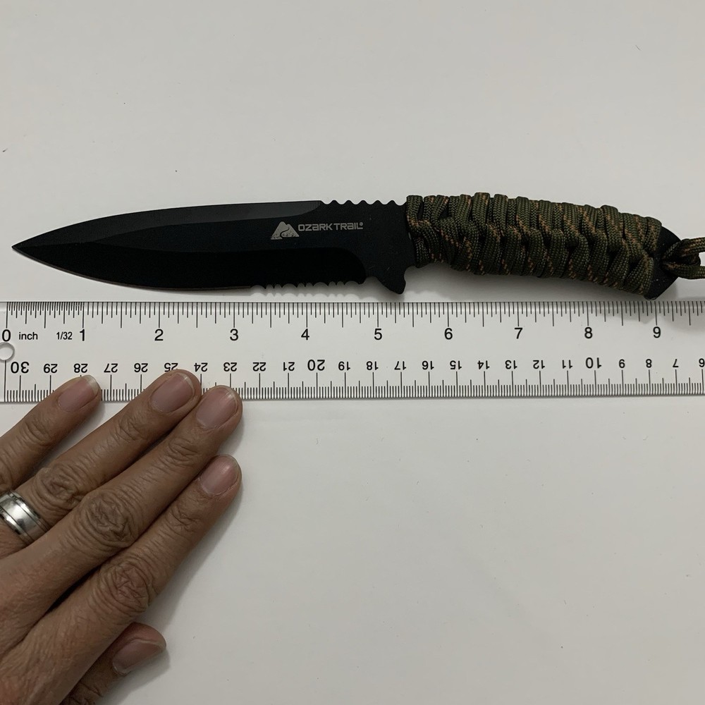 AWESOME Ozark trail Camping Knife w/Sheath