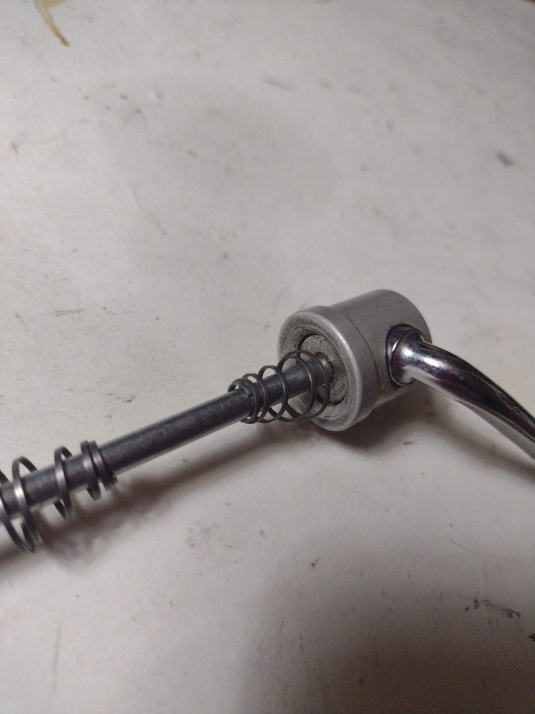 Mavic Alloy Front Skewer Silver Grey