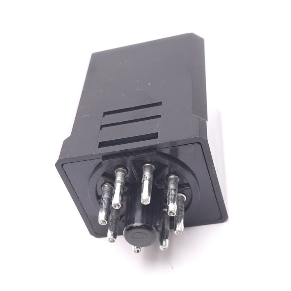 IDEC RAPP-2027 Solid State Relay, 8-Pin Octal, 3-28VDC Input, 200VAC Max