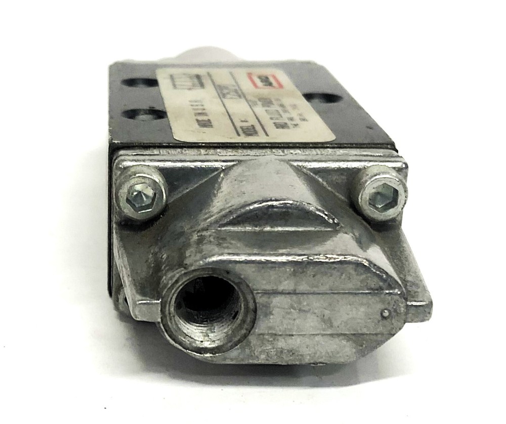 ARO Fluid Power Pilot Valve E252PD USED