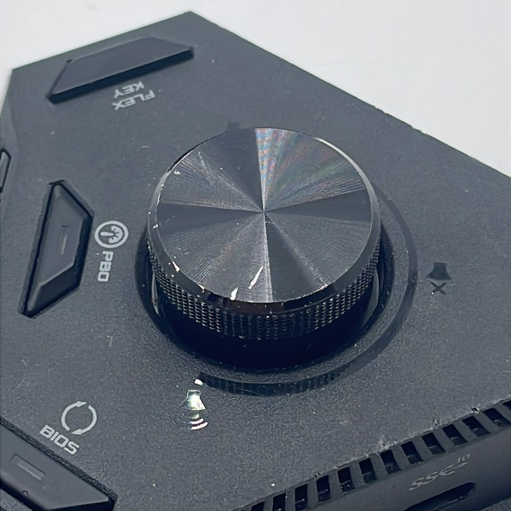 ASUS ROG STRIX HIVE I