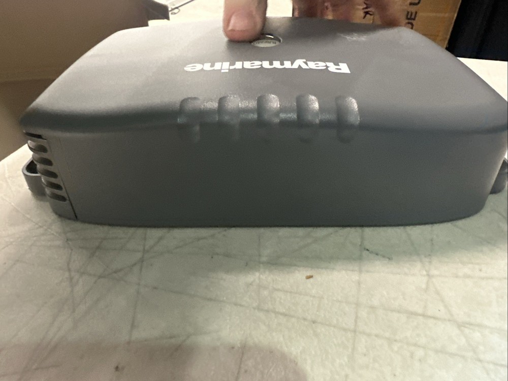 Raymarine Ray240 VHF Black Box Processor Module ONLY E42001