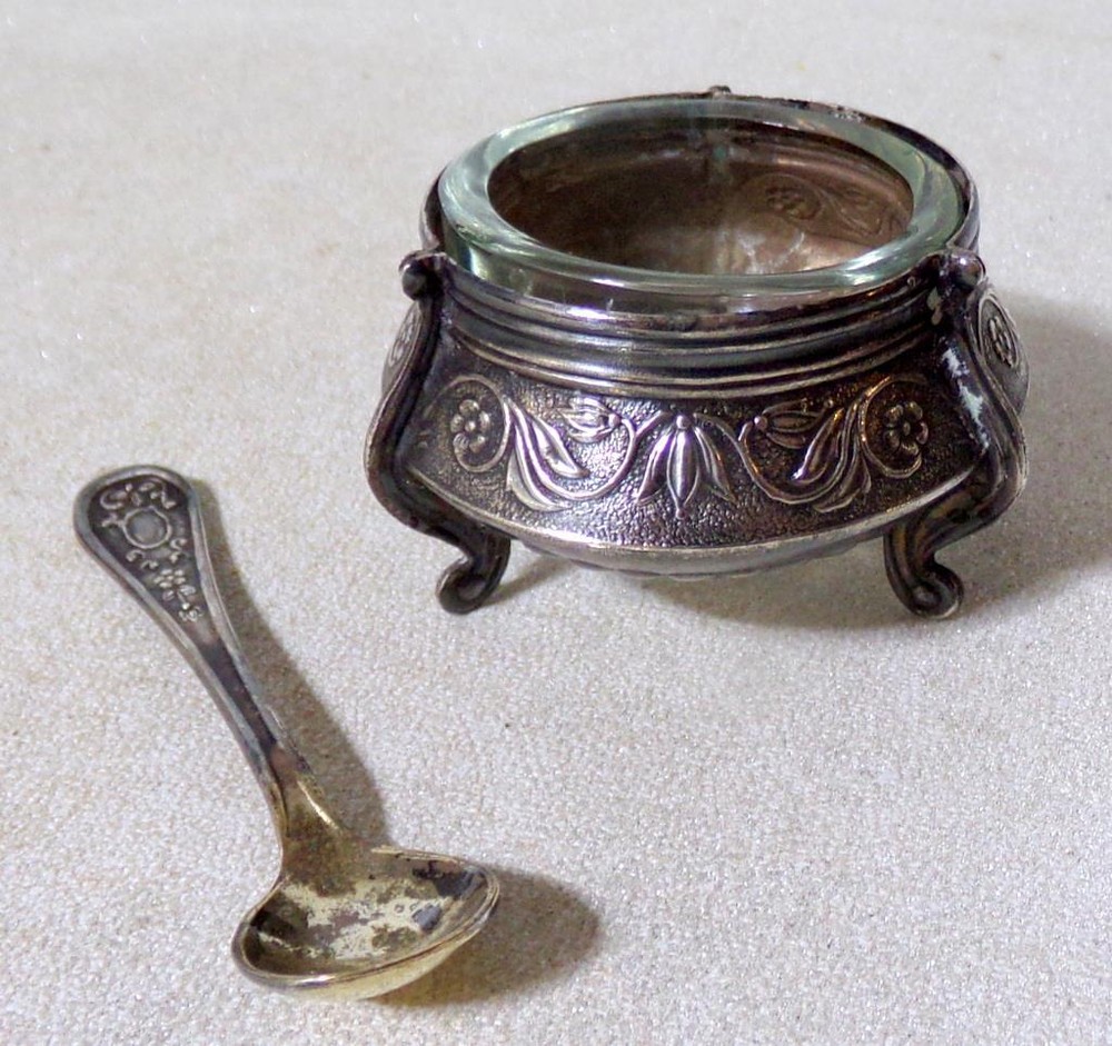 Victorian Era Silverplate Master Hommet Salt Cellar