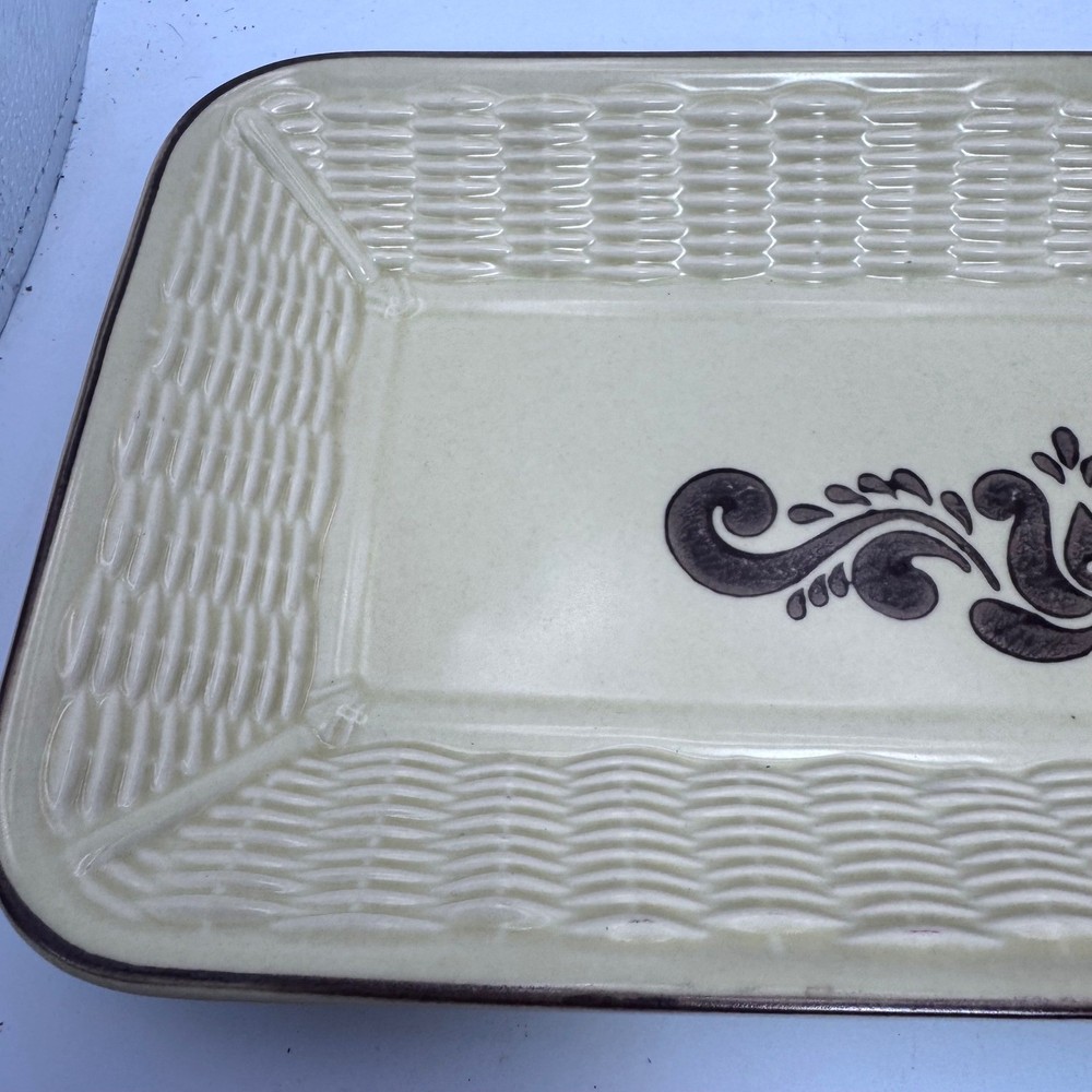 Pfaltzgraff Yorktowne Stoneware Rectangular Serving Tray Basketweave 11.5x5.5