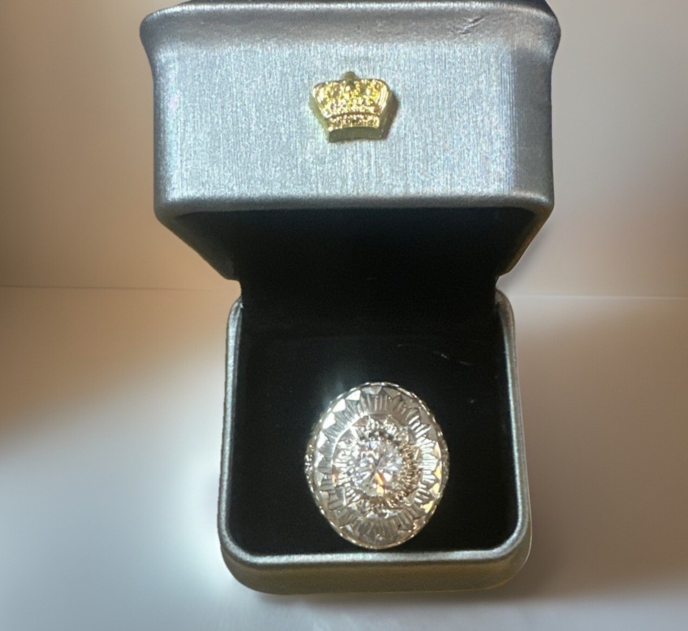 Handmade silver ring with crystals