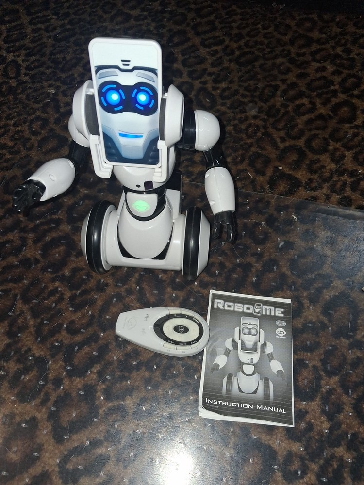 WowWee Robo-Me Customizable Robot Buddy - Manual Remote Working !