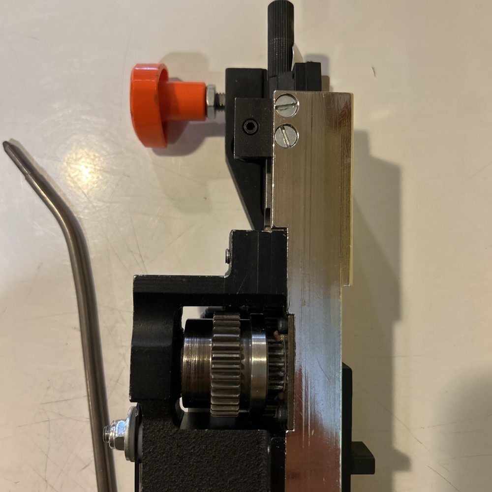 Hohner Universal 52/8 Stitcher Stitching Head