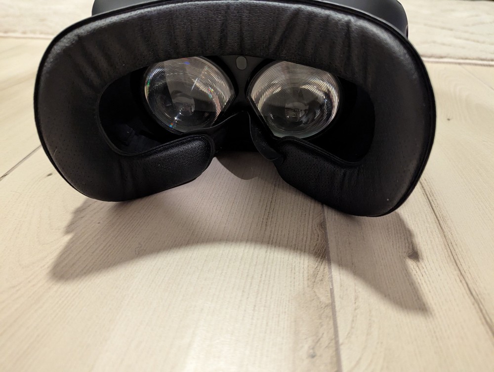 HTC Vive Virtual Reality Headset Only - No Cables - WORKS
