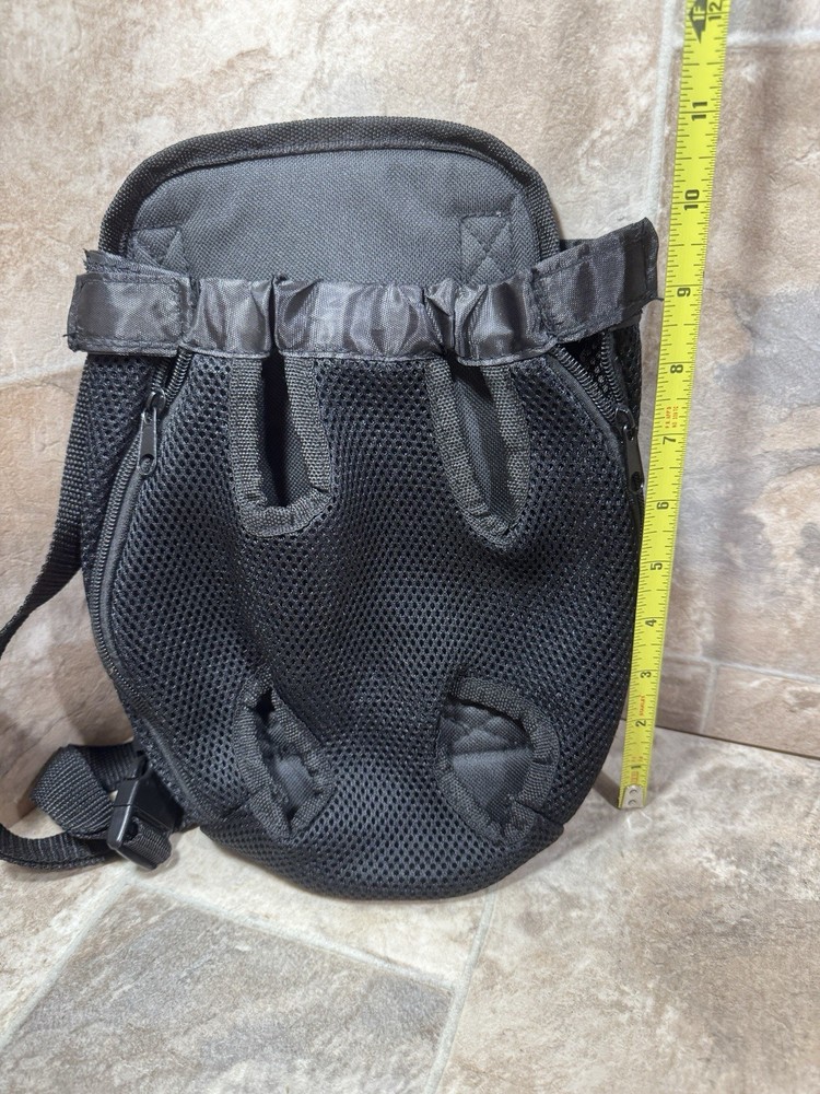 Pet Carrier Adjustable Backpack Pet Front/Back Small Dog/Cat? Black -Preowned