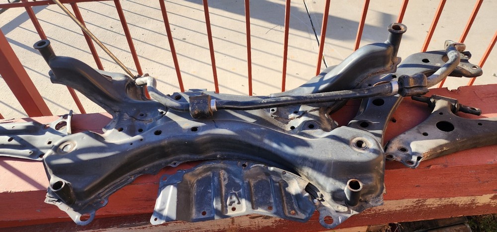 Toyota Rav 4 Hybrid Front Subframe Frame Engine Cradle