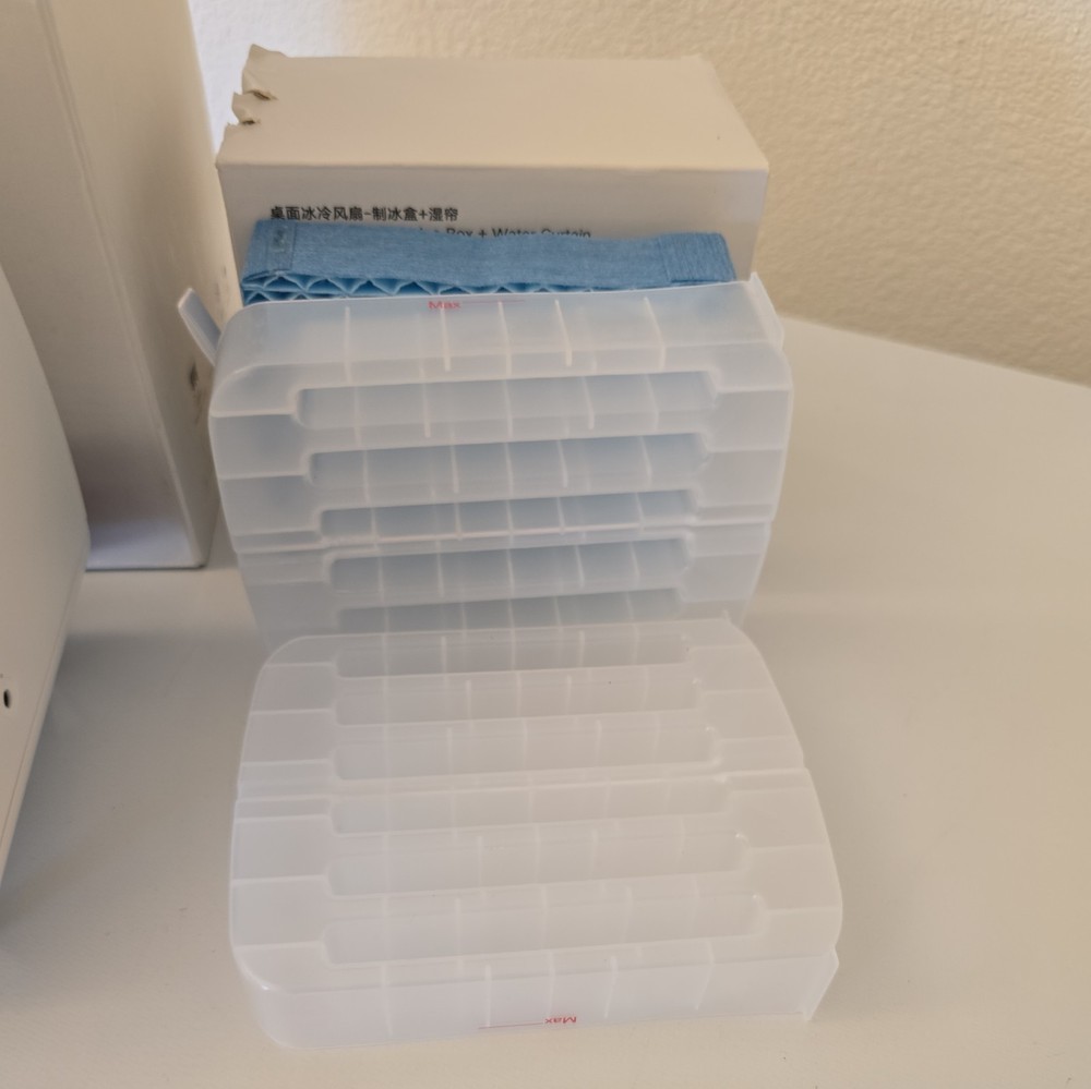 Blaux Classic Desktop AC with Fan Adjustment Dial & Mood Light Open Box+ filters