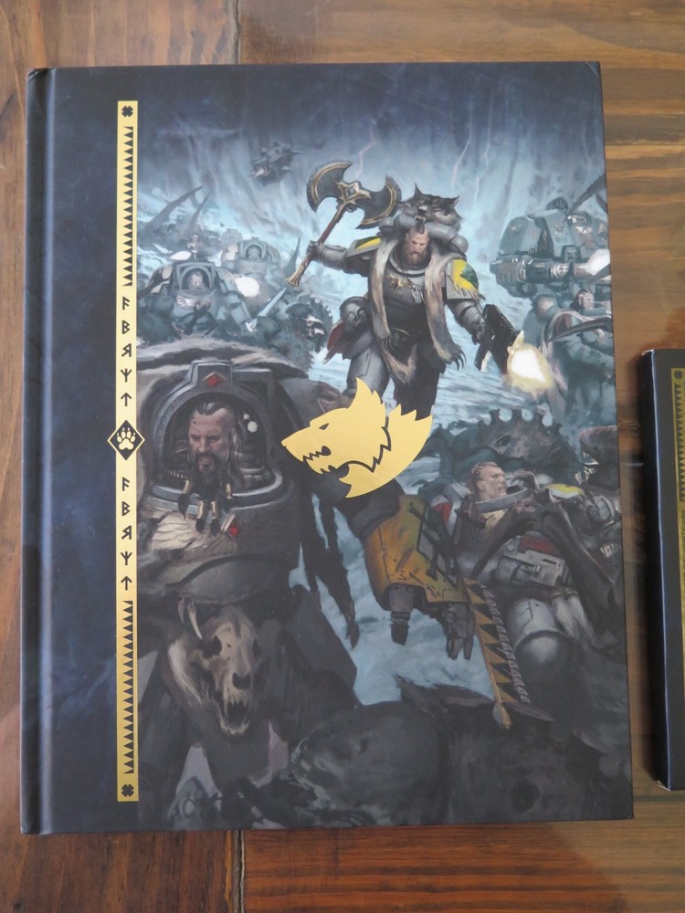 WARHAMMER 40,000 40K SPACE WOLVES CODEX 10TH LIMITED EDITION & DATACARDS
