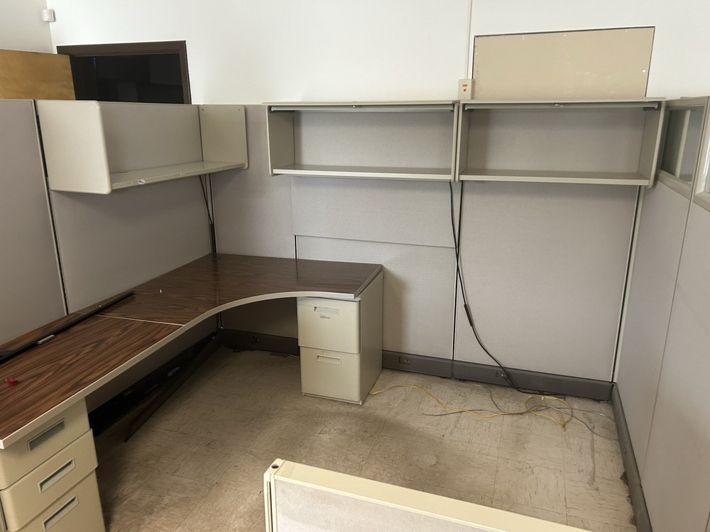 (12) Herman Miller Office Cubicles Workstations