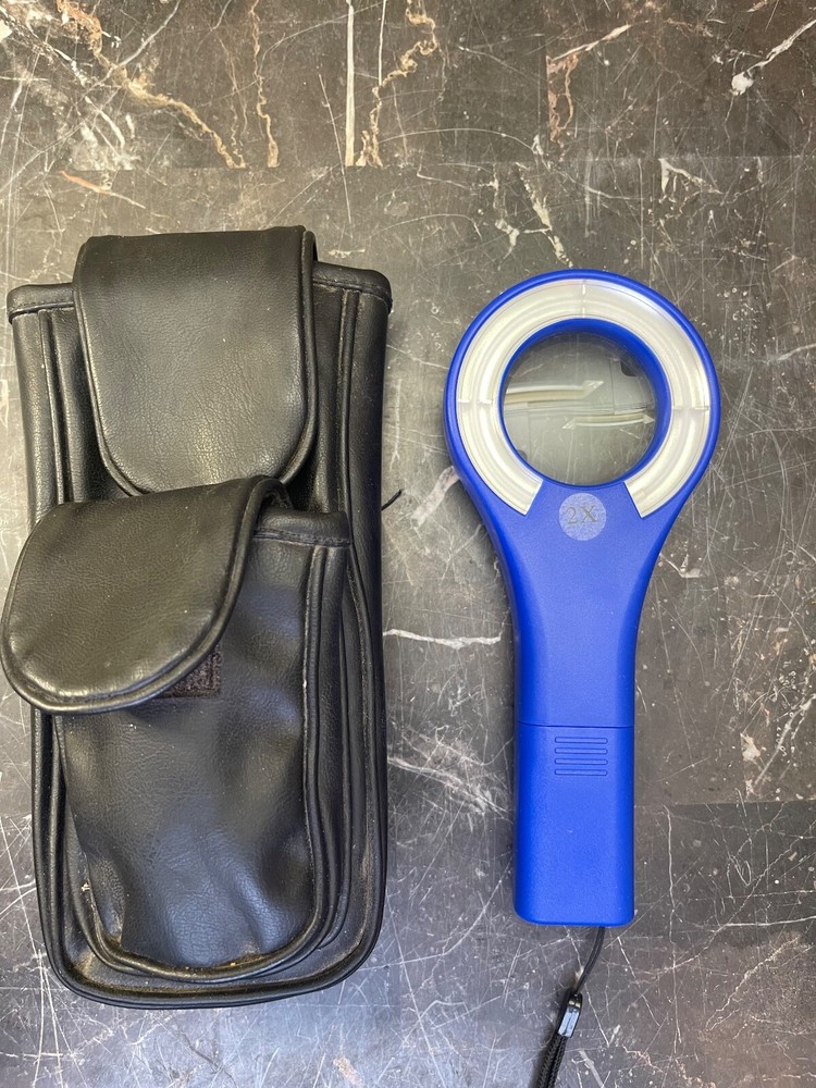 Lighted Magnifier Handheld with Leather Carrying Bag