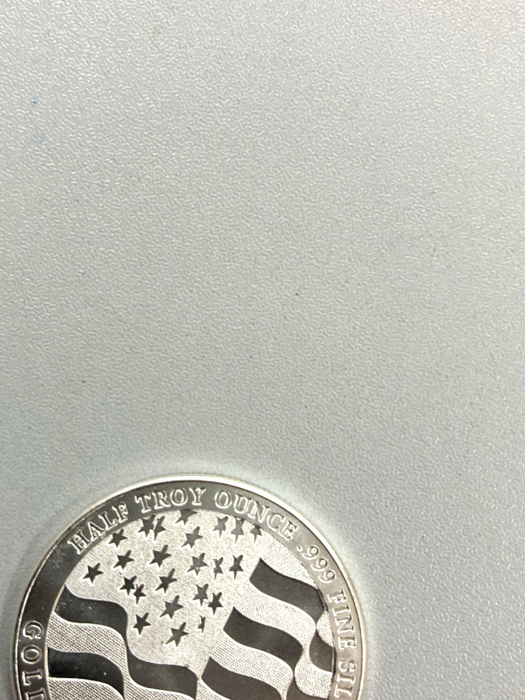 1/2 oz Silver Round Eagle .999 Fine