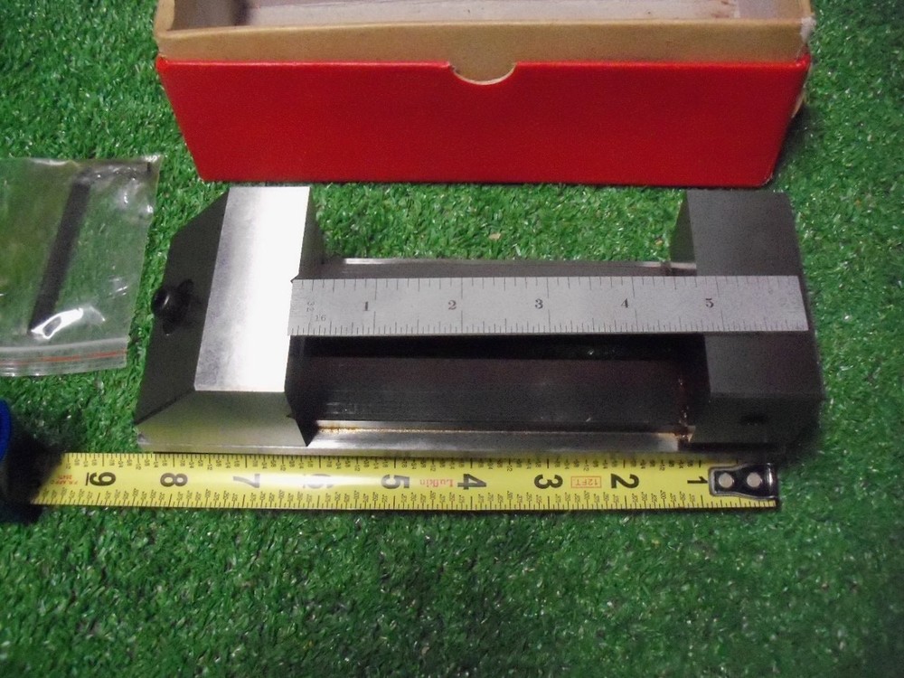 INTERSTATE EVB-80 Toolmaker's Vise 2 7/8" Jaw Width 5"Jaw Opening Capacity