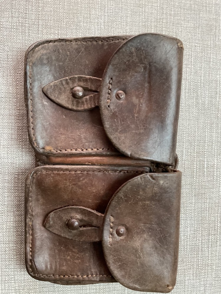 ww1 British Leather ammo pouch
