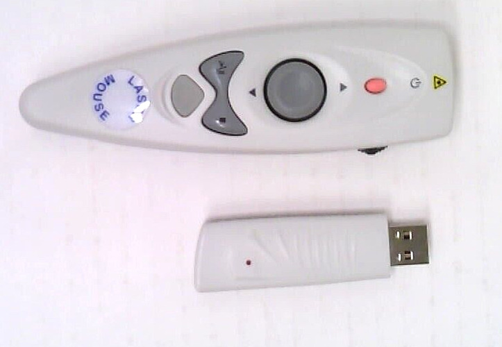 Laser Mouse~Presentation Remote~Mac/ Windows~Tested-Works~With Case~2 Batteries