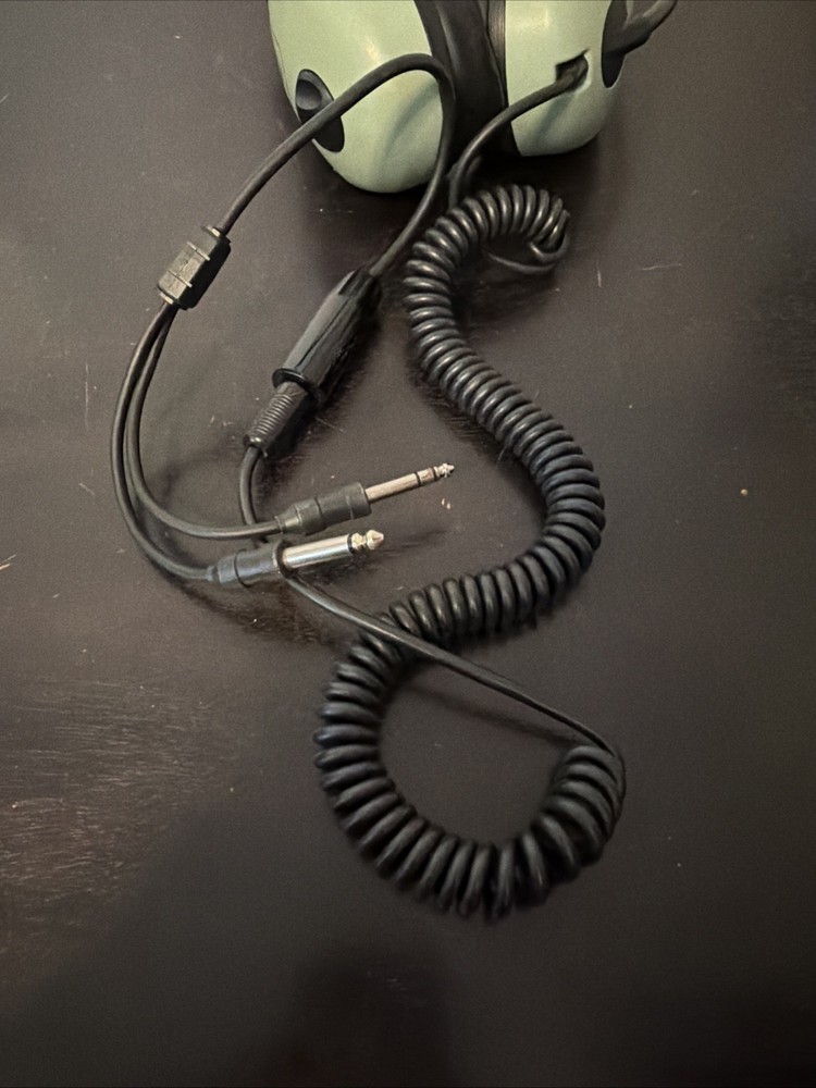 David Clark Model H20-16 Pilot Headset Untested